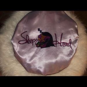 Custom “SLEEPYHEAD” logo bonnet